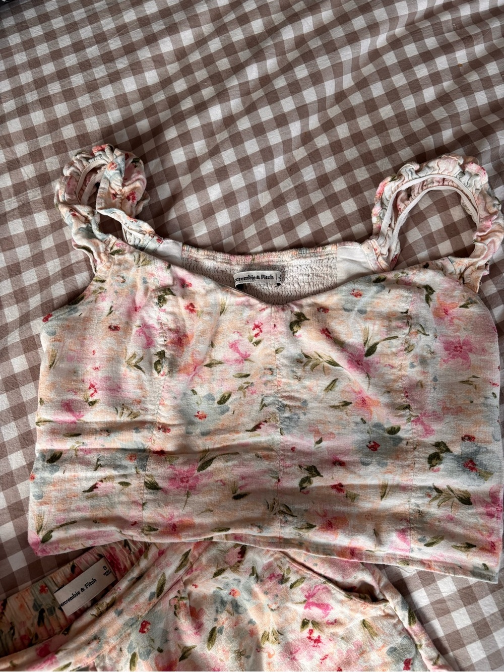 Abercrombie floral linen matching two piece set (M tank and S bottoms) - Picture 2 of 6